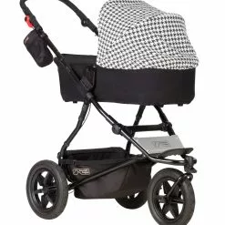 Mountain Buggy Carrycot Plus Babywanne V 3.2 Pepita -Croozer Verkäufe montain buggy plus carrycot urban jungle luxury pepita side